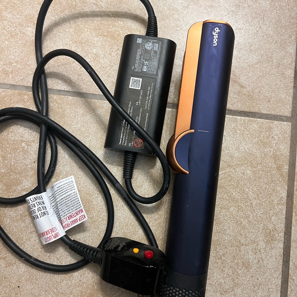 Dyson Hair Tool in Navy and Copper
